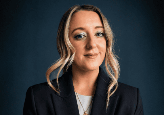 Photo of Tracy Lynch